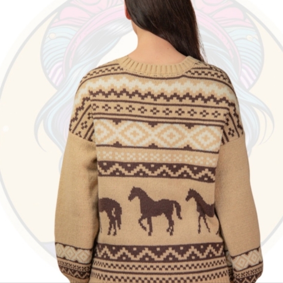 Horse Sweater 🐴 - Picture 4 of 7